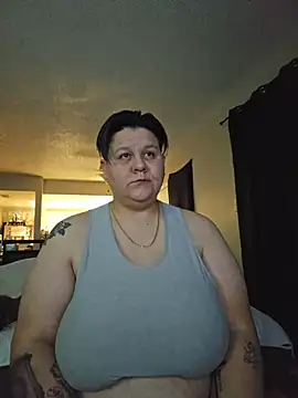 Snapshot of DevilDahm chatting on 12/20/25, 05:21 DevilDahm online show from 12/20/25, 05:21