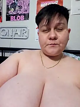 Snapshot of DevilDahm chatting on 03/12/25, 02:41 DevilDahm online show from 03/12/25, 02:41