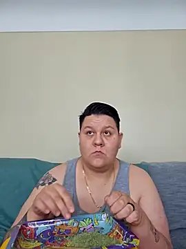 Snapshot of DevilDahm chatting on 04/03/26, 09:21 DevilDahm online show from 04/03/26, 09:21