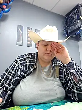 Snapshot of DevilDahm chatting on 09/13/25, 05:24 DevilDahm online show from 09/13/25, 05:24