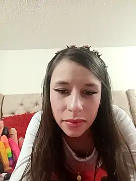 Snapshot of RubyEmerald chatting on 11/28/25, 03:39 RubyEmerald online show from 11/28/25, 03:39