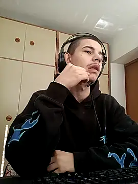 BigDickEnrg7195 online show from 02/05/25, 09:04