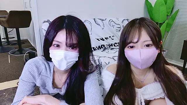 Snapshot of oxo_yuna_oxo chatting on 03/21/26, 01:48 oxo yuna oxo online show from 03/21/26, 01:48