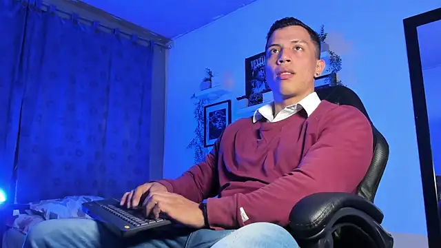 ThomsEvery  online show from 11/14/25, 10:24