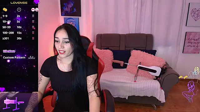 Snapshot of yeliana_sexxy chatting on 09/29/25, 08:03 yeliana sexxy online show from 09/29/25, 08:03