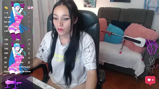 Snapshot of yeliana_sexxy chatting on 02/17/25, 11:23 yeliana sexxy online show from 02/17/25, 11:23