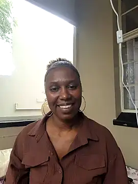 Snapshot of YourDreamLady22 chatting on 02/12/25, 08:27 YourDreamLady22 online show from 02/12/25, 08:27