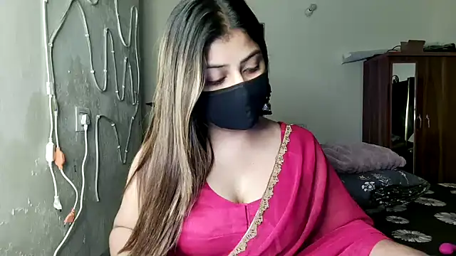 Snapshot of Hoty-Shivangi chatting on 06/15/26, 02:06 Hoty-Shivangi online show from 06/15/26, 02:06