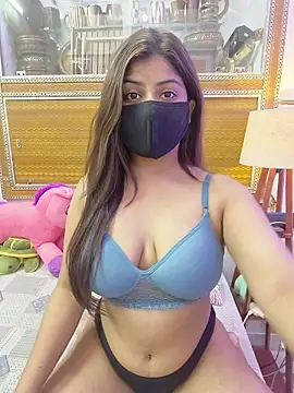 Hoty-Shivangi online show from 10/31/25, 10:56