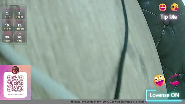 Snapshot of dutchesmee_x chatting on 04/09/26, 12:44 dutchesmee x online show from 04/09/26, 12:44