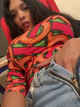 MOMMYJEVAA online show from 11/25/25, 02:23