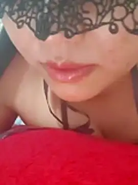 girldam95 online show from 12/19/25, 03:03