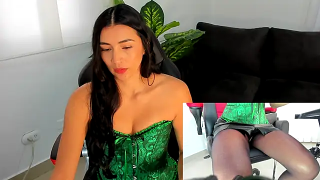 coniie jhons online show from 10/30/25, 11:30