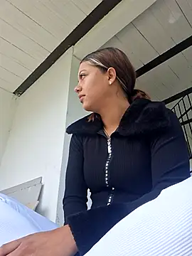 Daila 20  online show from 10/31/25, 01:52