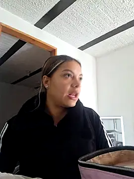 Daila 20  online show from 09/28/25, 01:07