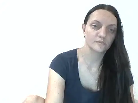 Snapshot of Vimed19 chatting on 12/20/24, 06:02 Vimed19 online show from 12/20/24, 06:02