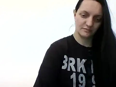 Snapshot of Vimed19 chatting on 02/19/25, 02:22 Vimed19 online show from 02/19/25, 02:22