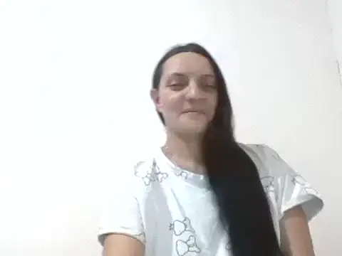 Snapshot of Vimed19 chatting on 01/03/25, 06:24 Vimed19 online show from 01/03/25, 06:24