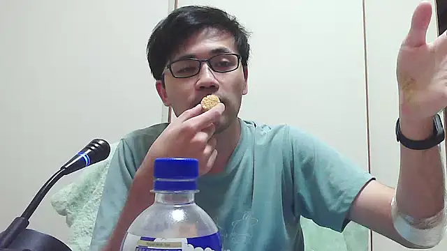 ryusei18570 online show from 09/13/25, 03:12