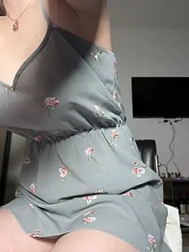 NickiLike online show from 05/19/26, 07:10