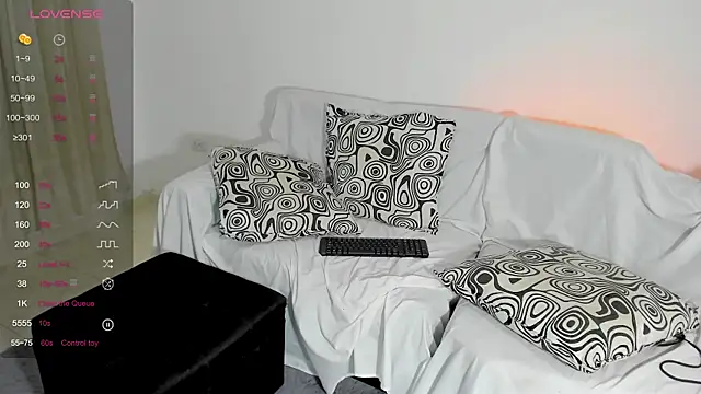 Snapshot of juanmiss chatting on 03/01/25, 10:24 juanmiss online show from 03/01/25, 10:24