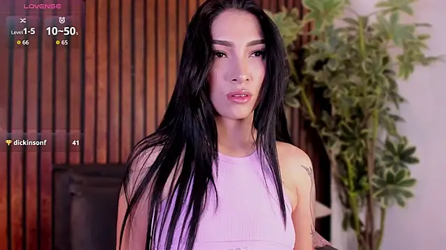 Snapshot of Jennmiiller_ chatting on 11/13/25, 12:09 Jennmiiller online show from 11/13/25, 12:09