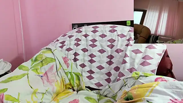 Snapshot of HotSweetAngel chatting on 11/20/25, 09:54 HotSweetAngel online show from 11/20/25, 09:54