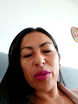 Snapshot of MARIANA-12_ chatting on 02/20/25, 12:36 MARIANA-12 online show from 02/20/25, 12:36