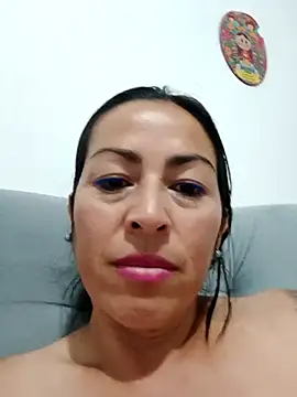 Snapshot of MARIANA-12_ chatting on 02/28/25, 01:47 MARIANA-12 online show from 02/28/25, 01:47