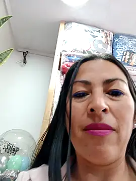 Snapshot of MARIANA-12_ chatting on 03/03/25, 09:05 MARIANA-12 online show from 03/03/25, 09:05