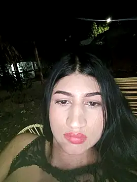 Snapshot of Julix_A chatting on 09/30/25, 01:22 Julix A online show from 09/30/25, 01:22