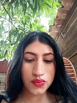 Snapshot of Julix_A chatting on 09/25/25, 06:25 Julix A online show from 09/25/25, 06:25