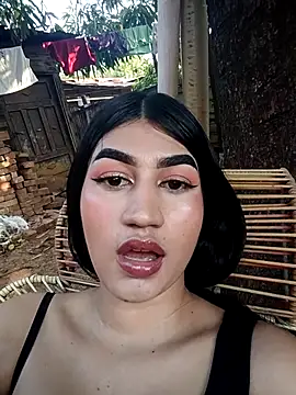 Snapshot of Julix_A chatting on 02/27/26, 09:36 Julix A online show from 02/27/26, 09:36