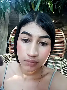 Snapshot of Julix_A chatting on 12/01/24, 08:25 Julix A online show from 12/01/24, 08:25