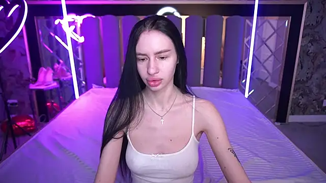 Snow WhiteeeX online show from 04/07/26, 05:42