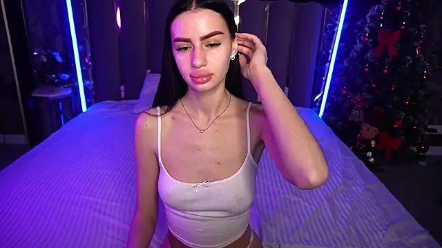 Snow WhiteeeX online show from 12/21/25, 06:59