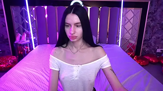 Snow WhiteeeX online show from 02/15/26, 06:47