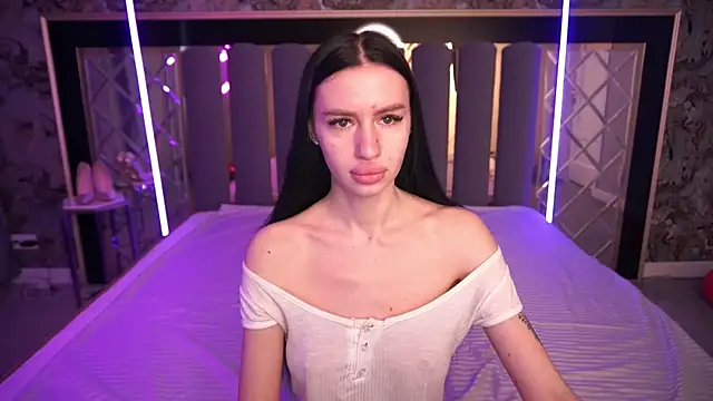 Snow WhiteeeX online show from 03/23/26, 06:35