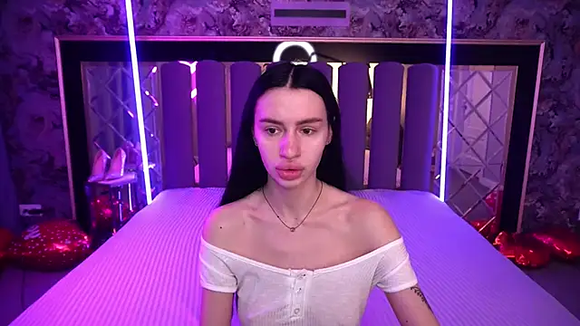 Snow WhiteeeX online show from 02/16/26, 06:34