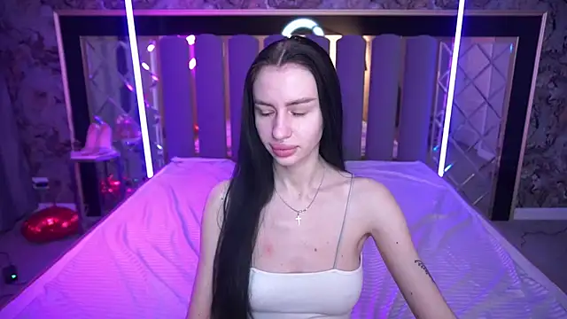 Snow WhiteeeX online show from 04/09/26, 05:42