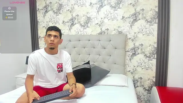 alexxa and sadman online show from 01/15/26, 01:36