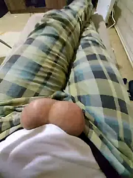 Snapshot of reelciii21 chatting on 01/31/25, 11:35 reelciii21 online show from 01/31/25, 11:35