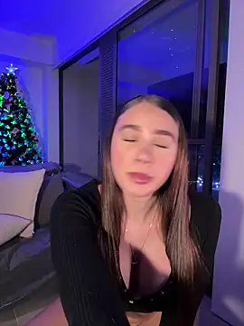 Lanataylor- online show from 12/21/25, 01:41