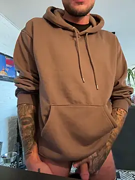 hottwoboys online show from 02/27/25, 09:50