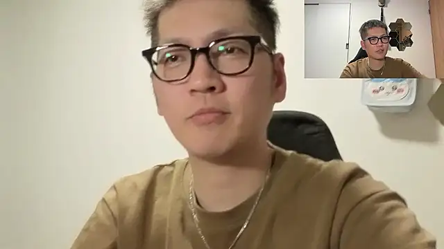 Snapshot of kensnb chatting on 06/21/26, 12:11 kensnb online show from 06/21/26, 12:11