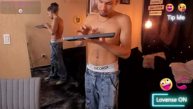 Snapshot of Gilbert_009 chatting on 03/05/25, 09:26 Gilbert 009 online show from 03/05/25, 09:26