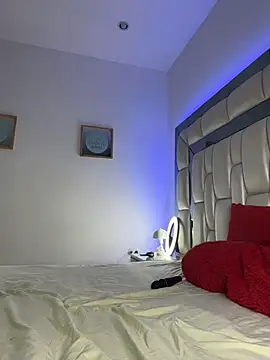  ISABELLA HOT  online show from 05/31/26, 01:06