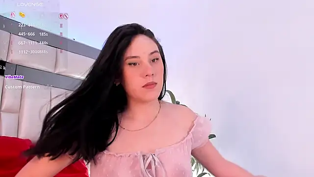  ISABELLA HOT  online show from 09/25/25, 12:11