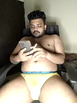 Snapshot of Mr_Handsome_hunk chatting on 01/06/25, 10:05 Mr Handsome hunk online show from 01/06/25, 10:05