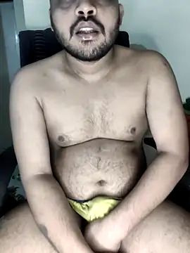 Snapshot of Mr_Handsome_hunk chatting on 10/12/25, 07:48 Mr Handsome hunk online show from 10/12/25, 07:48